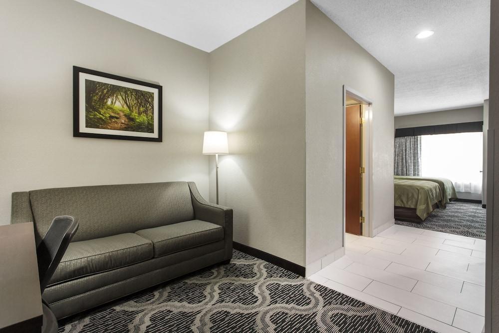 Hotel Quality - Charlotte Pineville