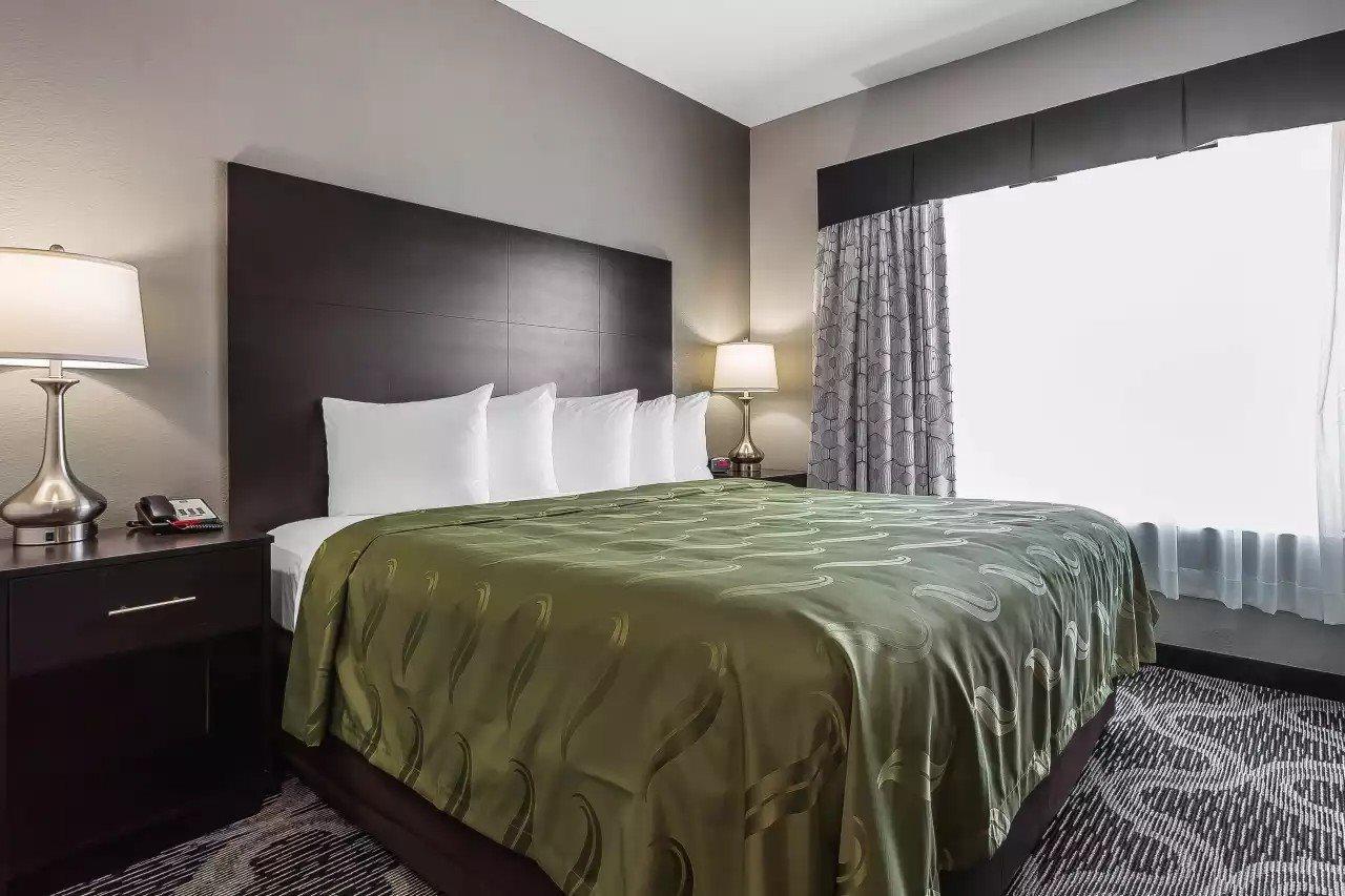 Quality - Charlotte Hotel