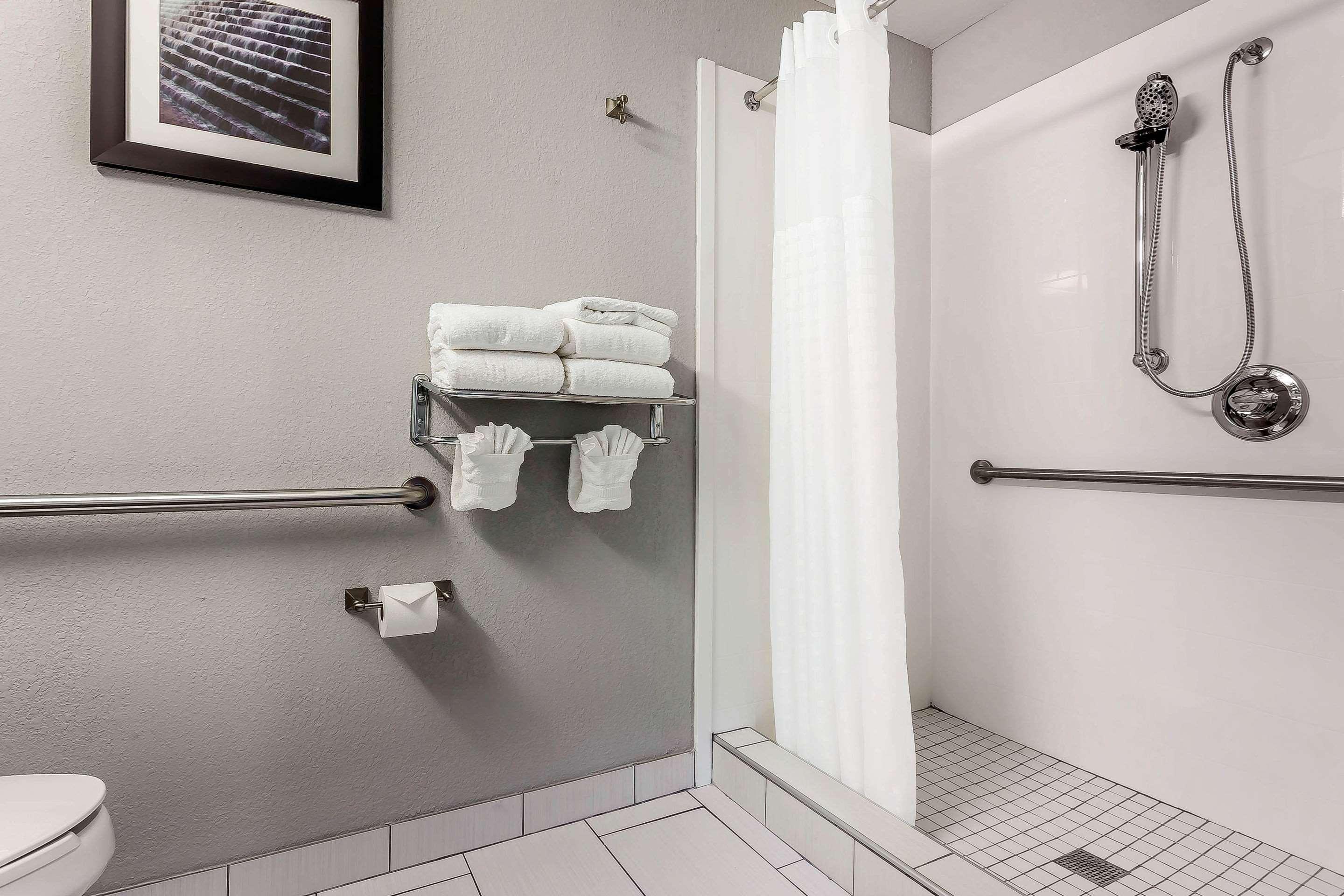 Hotel Quality - Charlotte