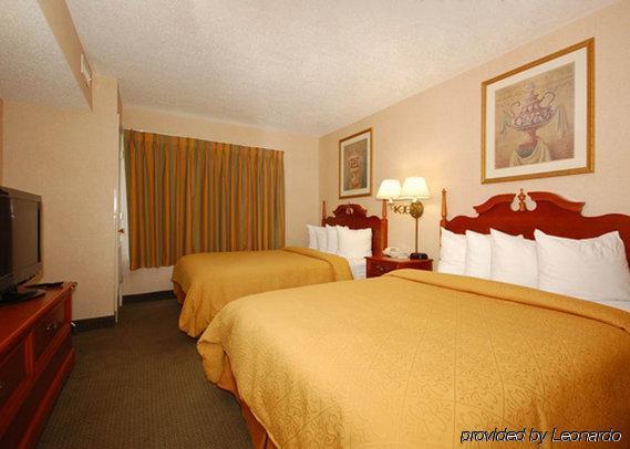 Quality - Charlotte Hotel Pineville